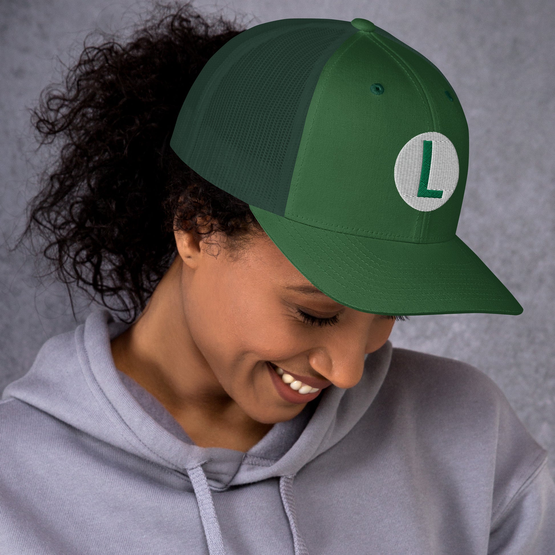 Video Character With L On Hat / Luigi Mario / Luigi Mario Trucker Cap